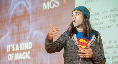 Ciberpeligros en 2020 en la Fundación MGS: Chema Alonso